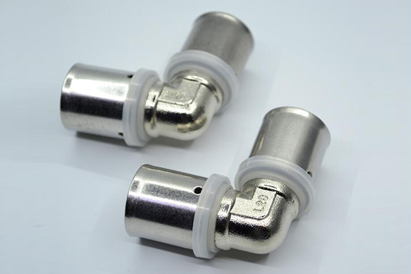 Compression fitting